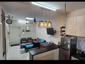 LausDeo1 self checkin 2BHK AC corner flat top floor